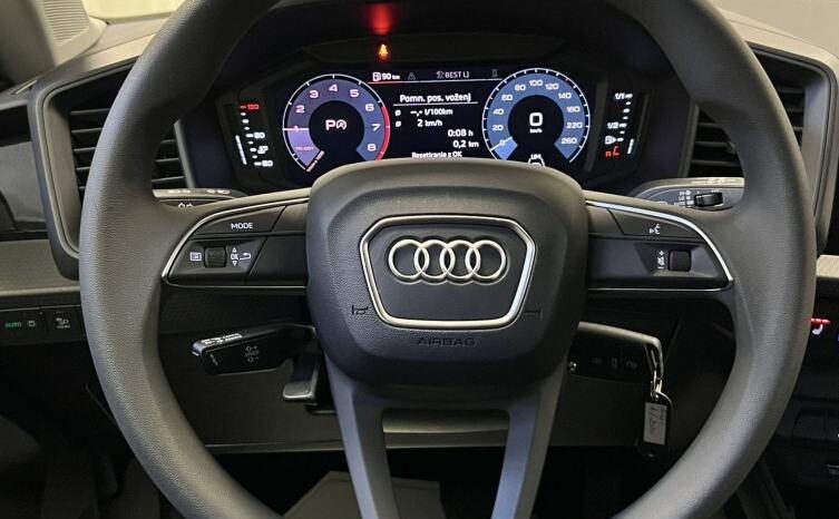 
								Audi A1 30 TFSI Citycarver *JAMSTVO 12 Mjeseci* CIJENA S PDV! full									