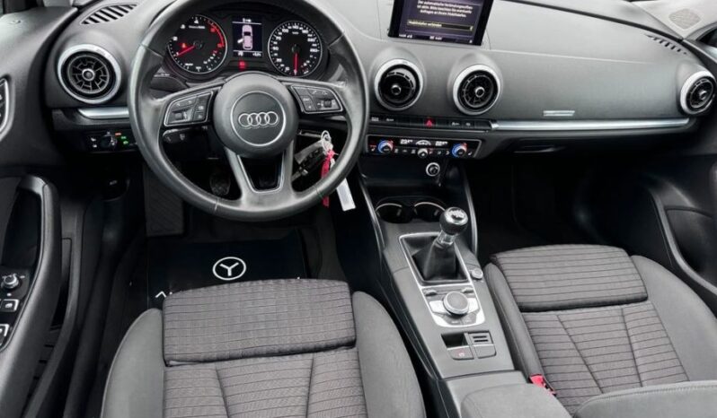 
								Audi A3 30 TDI Sportback Sport *JAMSTVO 12 Mjeseci* CIJENA S PDV! full									