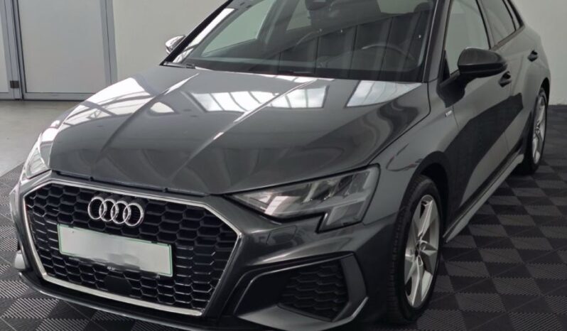 
								Audi A3 30 TFSI S-Line *JAMSTVO 12 MJESECI* CIJENA DO REG full									