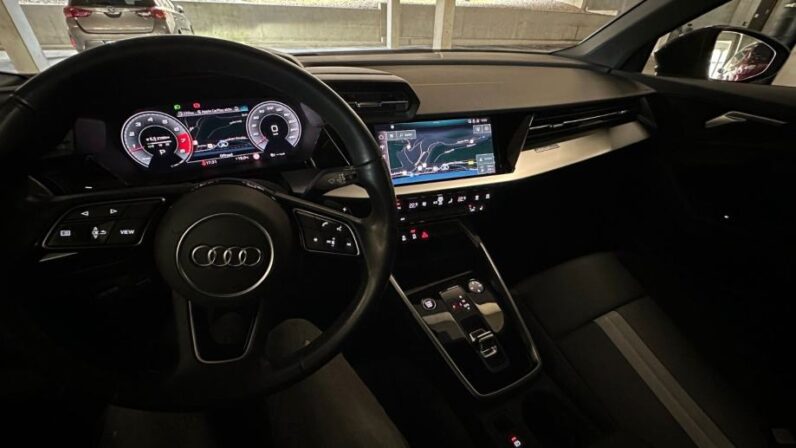 
								Audi A3 35 TFSI S-Line *JAMSTVO 12 MJESECI* CIJENA DO REG!! full									