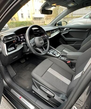 
								Audi A3 35 TFSI S-Line *JAMSTVO 12 MJESECI* CIJENA DO REG!! full									