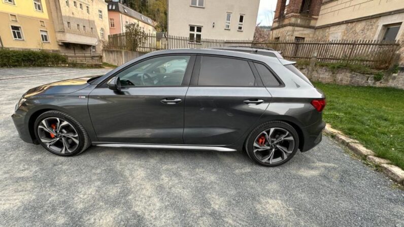 
								Audi A3 35 TFSI S-Line *JAMSTVO 12 MJESECI* CIJENA DO REG!! full									