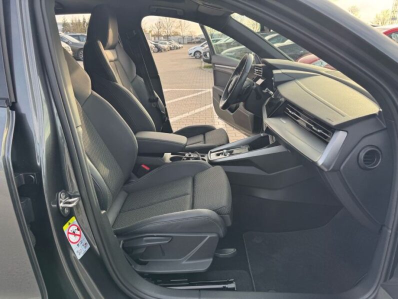 
								Audi A3 35 TDI S-Line *JAMSTVO 12 MJESECI* CIJENA DO REG!! full									