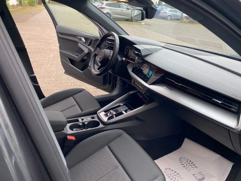 
								Audi A3 35 TFSI *JAMSTVO 12 Mjeseci* CIJENA DO REG! full									