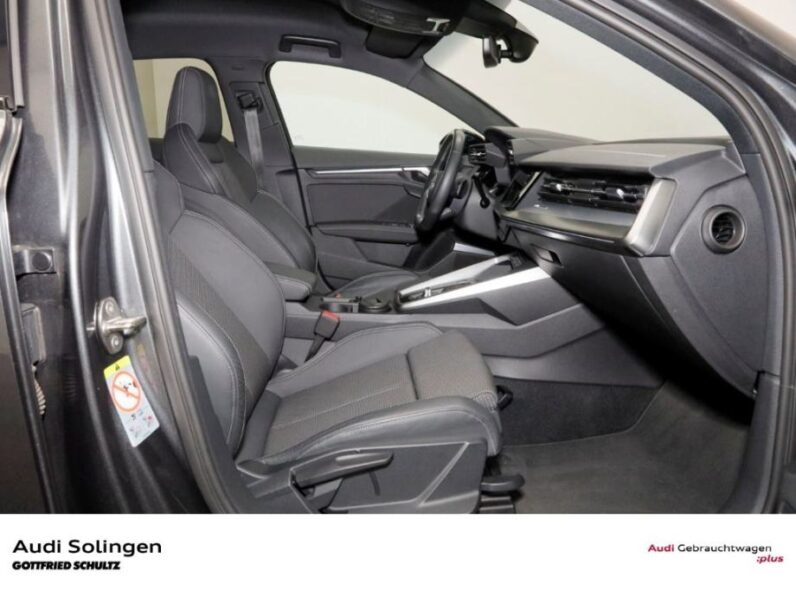 
								Audi A3 35 TFSI S-Line *JAMSTVO 12 MJESECI* CIJENA DO REG!! full									