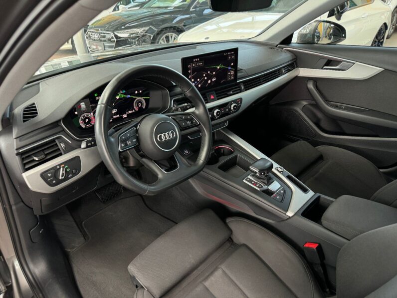 
								Audi A4 Avant 35 TDI Sport S-Tronic *JAMSTVO 12 Mjeseci* CIJENA S PDV! full									