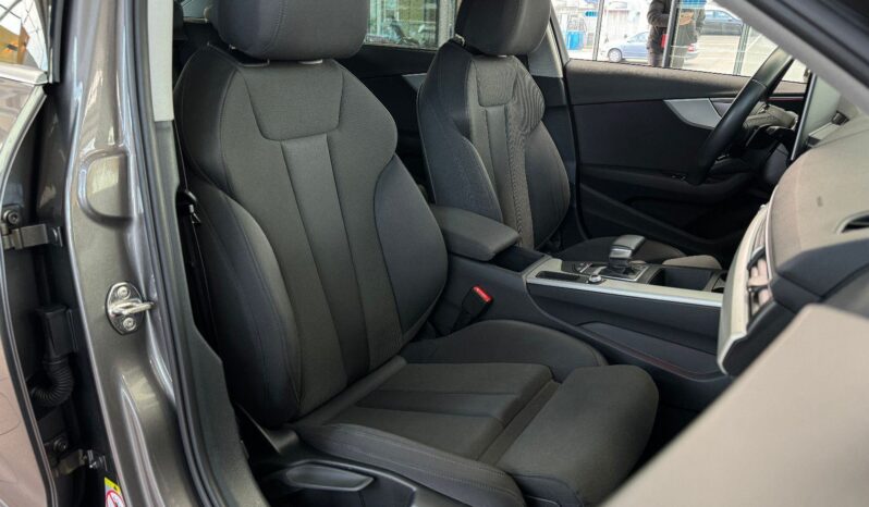 
								Audi A4 Avant 35 TDI Sport S-Tronic *JAMSTVO 12 Mjeseci* CIJENA S PDV! full									