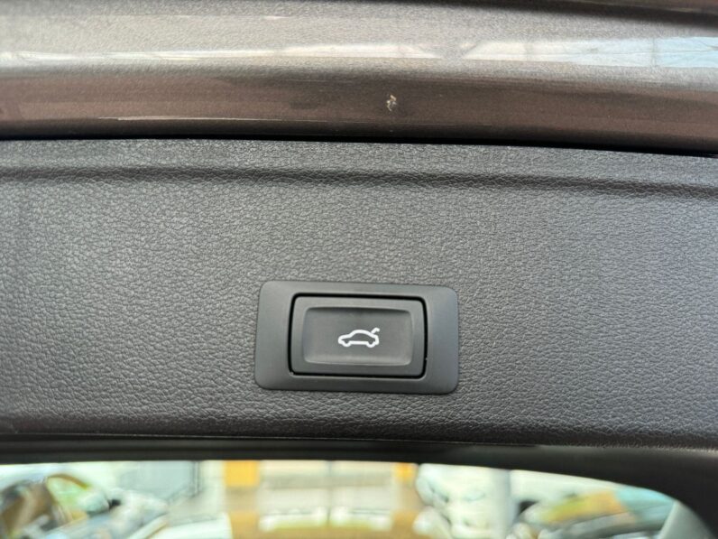 
								Audi A4 Avant 35 TDI Sport S-Tronic *JAMSTVO 12 Mjeseci* CIJENA S PDV! full									