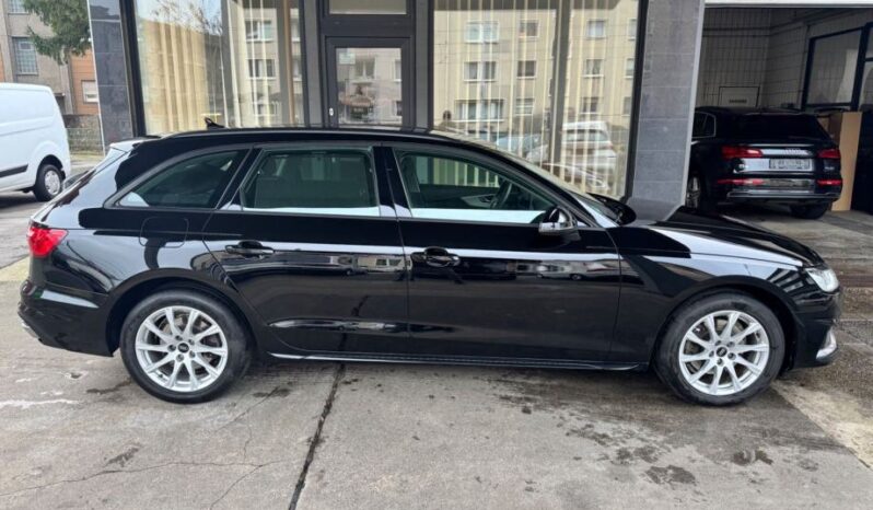 
								Audi A4 Avant 35 TDI Advanced *JAMSTVO 12 Mjeseci* CIJENA S PDV! full									