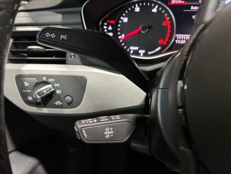 
								Audi A4 Avant 35 TDI S-Line *JAMSTVO 12 Mjeseci* CIJENA DO REG! full									