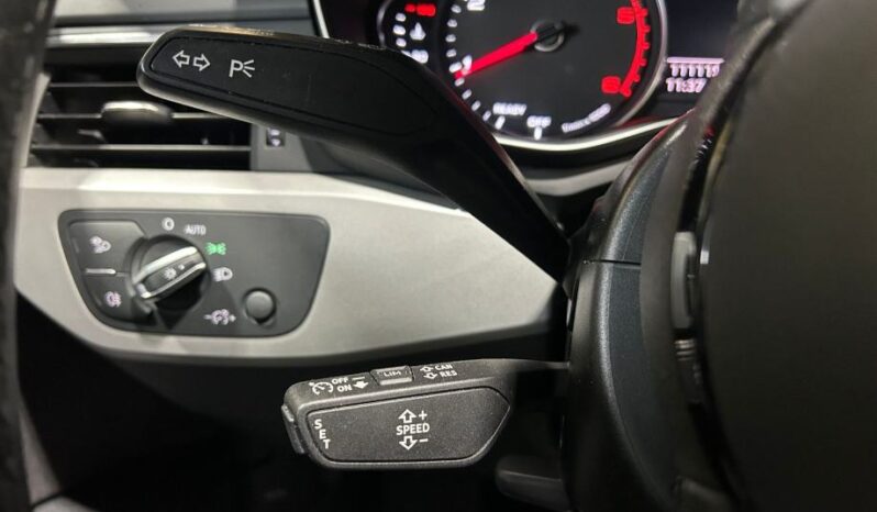 
								Audi A4 Avant 35 TDI S-Line *JAMSTVO 12 Mjeseci* CIJENA DO REG! full									
