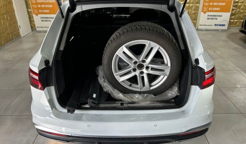 
								Audi A4 Avant 35 TDI S-Line *JAMSTVO 12 Mjeseci* CIJENA DO REG! full									