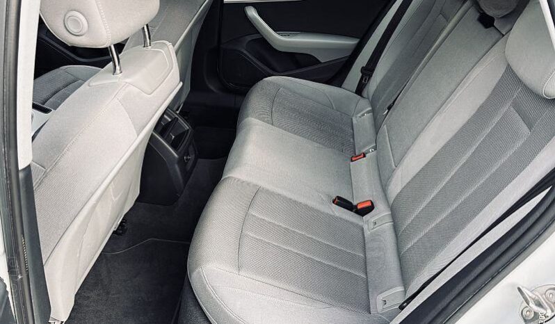 
								Audi A4 Avant 35 TDI S-Tronic *JAMSTVO 12 Mjeseci* CIJENA S PDV! full									