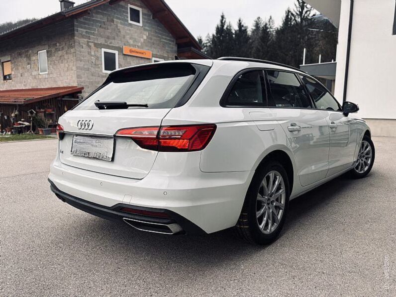 
								Audi A4 Avant 35 TDI S-Tronic *JAMSTVO 12 Mjeseci* CIJENA S PDV! full									