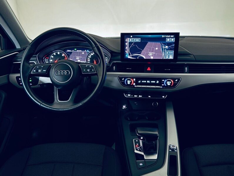 
								Audi A4 Avant 40 TFSI Advanced *JAMSTVA 12 Mjeseci* CIJENA S PDV! full									