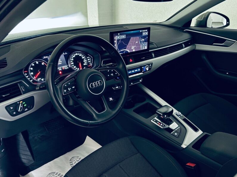 
								Audi A4 Avant 40 TFSI Advanced *JAMSTVA 12 Mjeseci* CIJENA S PDV! full									