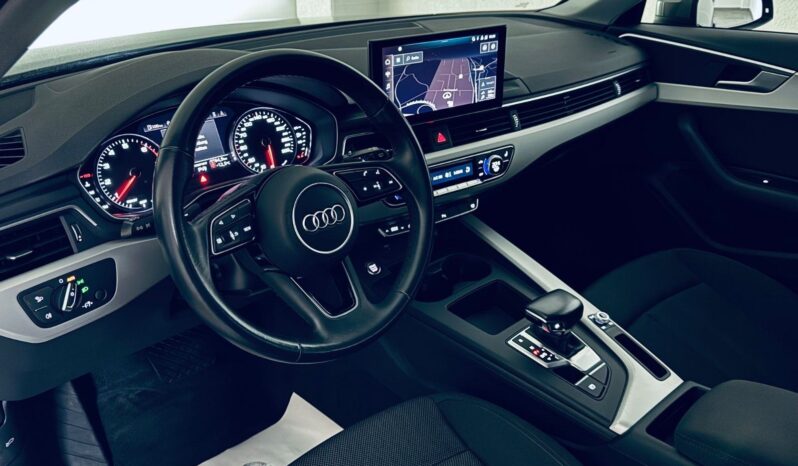 
								Audi A4 Avant 40 TFSI Advanced *JAMSTVA 12 Mjeseci* CIJENA S PDV! full									