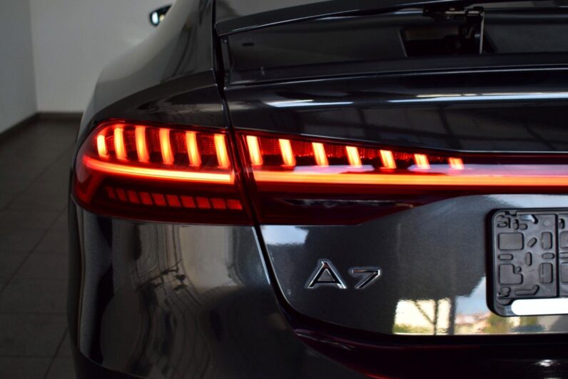 
								Audi A7 40 TDI Sportback *JAMSTVO 12 Mjeseci* CIJENA S PDV! full									