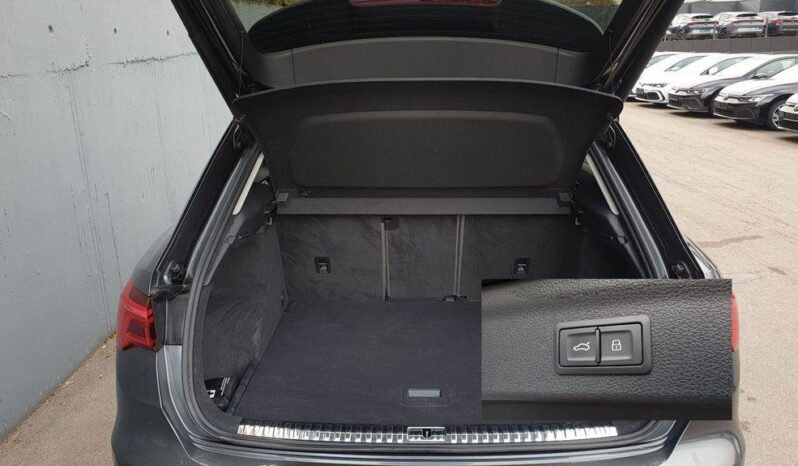 
								Audi Q3 35 TDI Quattro S-Line *JAMSTVO 12 Mjeseci* CIJENA S PDV! full									