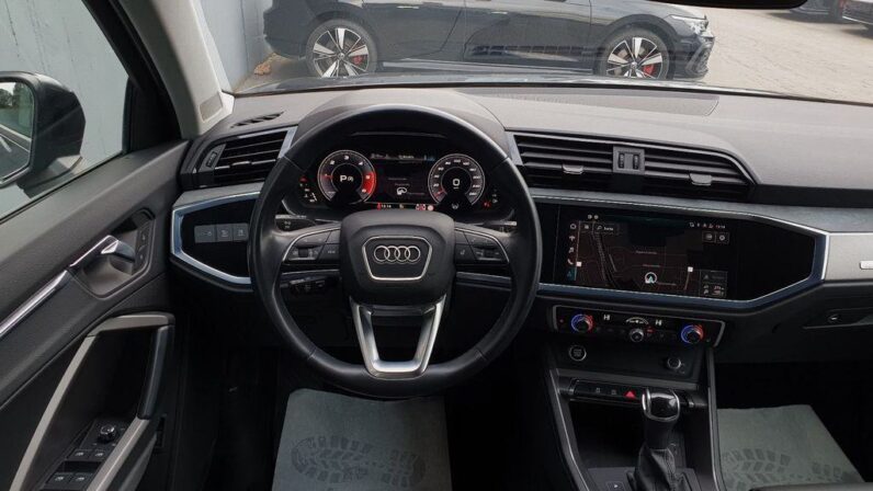 
								Audi Q3 35 TDI Quattro S-Line *JAMSTVO 12 Mjeseci* CIJENA S PDV! full									