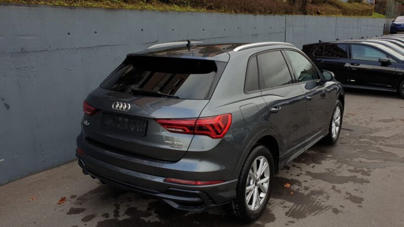 
								Audi Q3 35 TDI Quattro S-Line *JAMSTVO 12 Mjeseci* CIJENA S PDV! full									