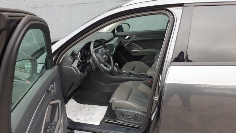 
								Audi Q3 35 TDI Quattro S-Line *JAMSTVO 12 Mjeseci* CIJENA S PDV! full									