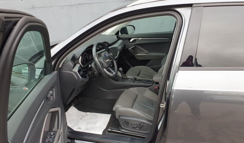 
								Audi Q3 35 TDI Quattro S-Line *JAMSTVO 12 Mjeseci* CIJENA S PDV! full									