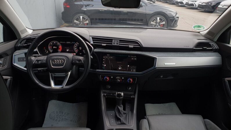 
								Audi Q3 35 TDI Quattro S-Line *JAMSTVO 12 Mjeseci* CIJENA S PDV! full									