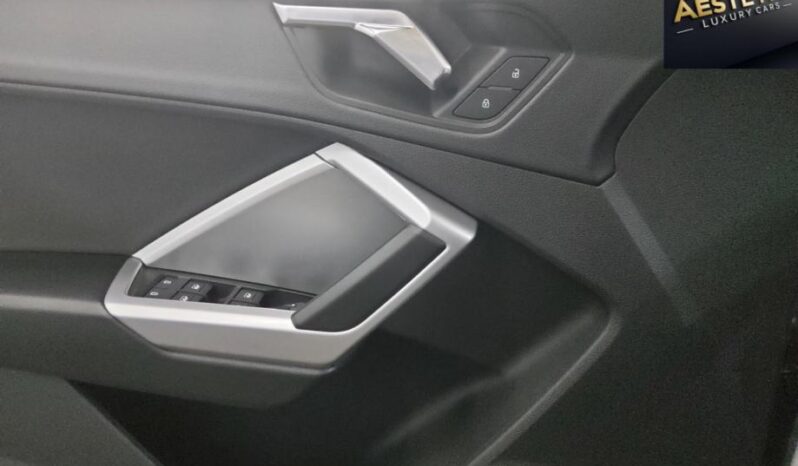 
								Audi Q3 40 TDI *JAMSTVO 12 Mjeseci* CIJENA S PDV! full									