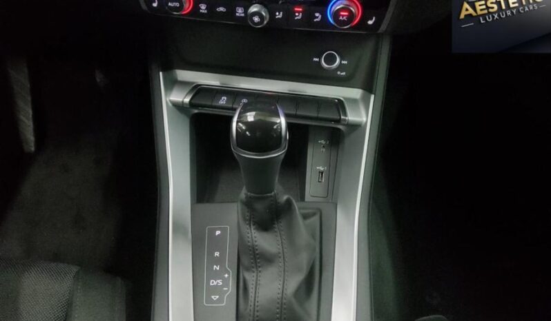 
								Audi Q3 40 TDI *JAMSTVO 12 Mjeseci* CIJENA S PDV! full									