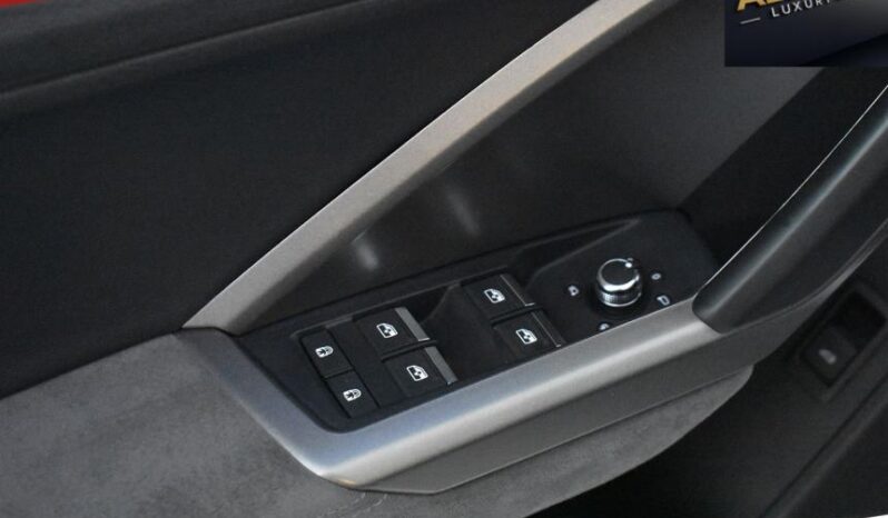 
								Audi Q3 40 TDI QUATTRO *JAMSTVO 12 Mjeseci* CIJENA S PDV! full									