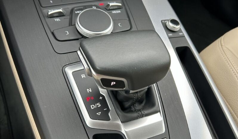 
								Audi Q5 35 TDI Quattro Sport *JAMSTVO 12 Mjeseci* CIJENA S PDV! full									