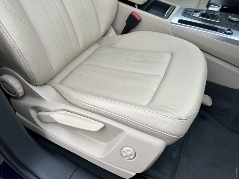 
								Audi Q5 35 TDI Quattro Sport *JAMSTVO 12 Mjeseci* CIJENA S PDV! full									