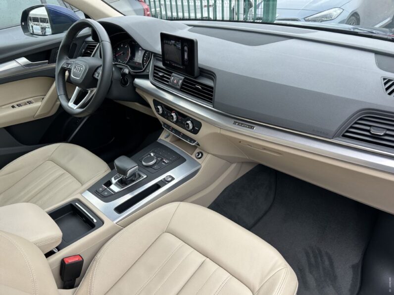 
								Audi Q5 35 TDI Quattro Sport *JAMSTVO 12 Mjeseci* CIJENA S PDV! full									