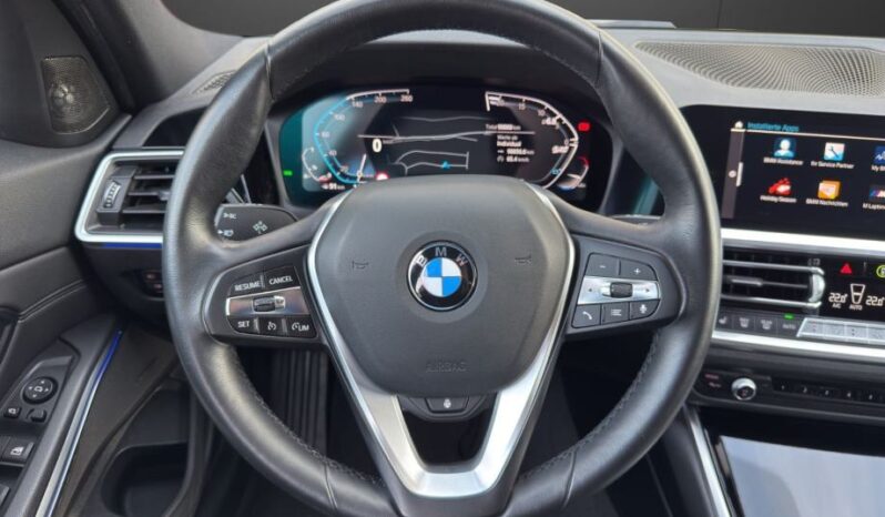 
								BMW serija 3 318i Sport Line *JAMSTVO 12 Mjeseci* CIJENA S PDV! full									