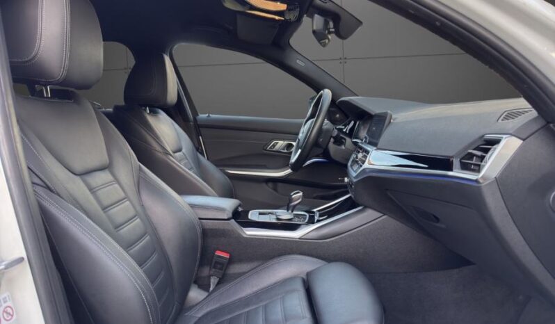 
								BMW serija 3 318i Sport Line *JAMSTVO 12 Mjeseci* CIJENA S PDV! full									