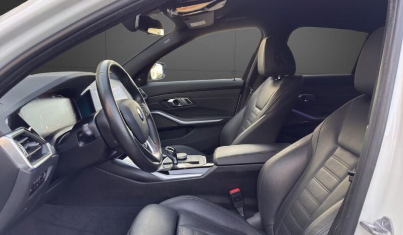 
								BMW serija 3 318i Sport Line *JAMSTVO 12 Mjeseci* CIJENA S PDV! full									