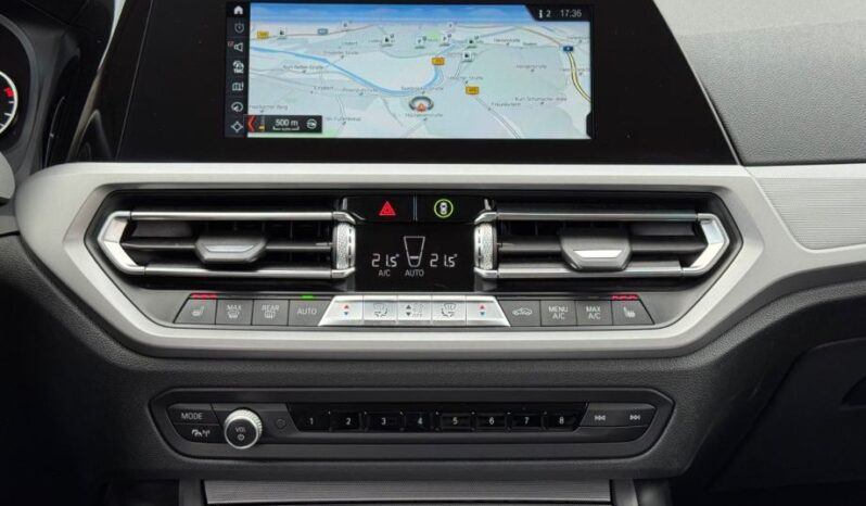 
								BMW serija 3 Touring 318d *JAMSTVO 12 Mjeseci* CIJENA DO REG! full									