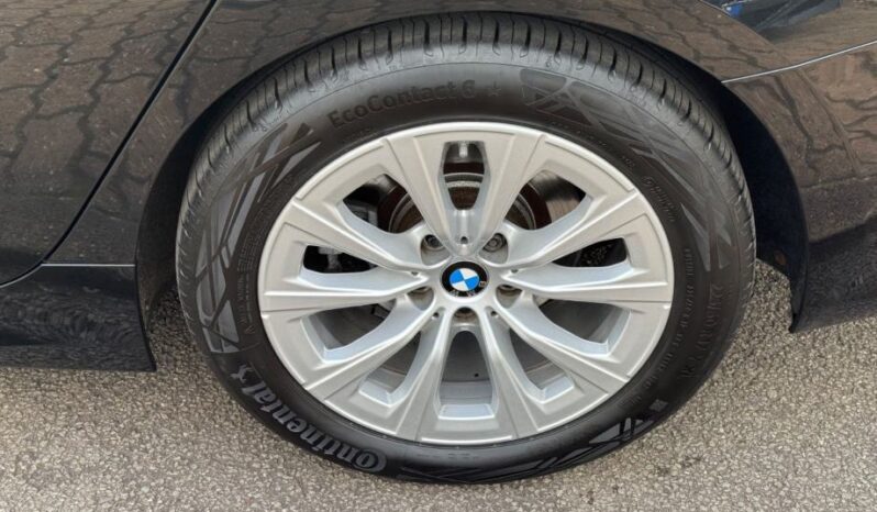 
								BMW serija 3 Touring 318d *JAMSTVO 12 Mjeseci* CIJENA DO REG! full									