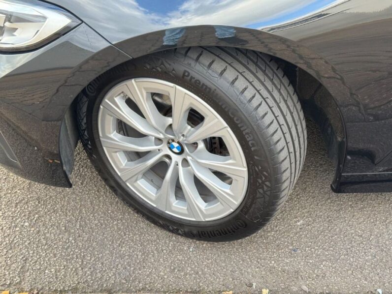 
								BMW serija 3 Touring 318d *JAMSTVO 12 Mjeseci* CIJENA DO REG! full									