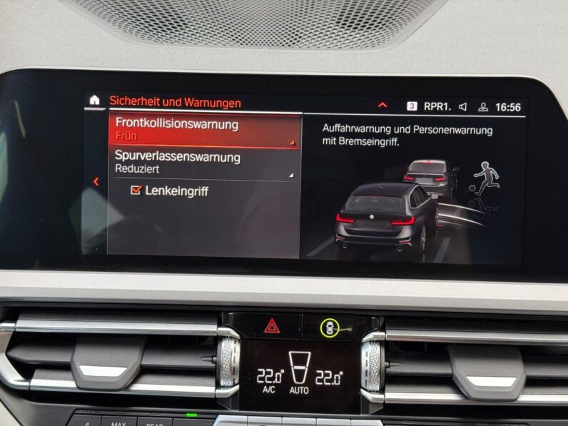
								BMW serija 3 Touring 318d Sport *JAMSTVO 12 Mjeseci* CIJENA S PDV! full									