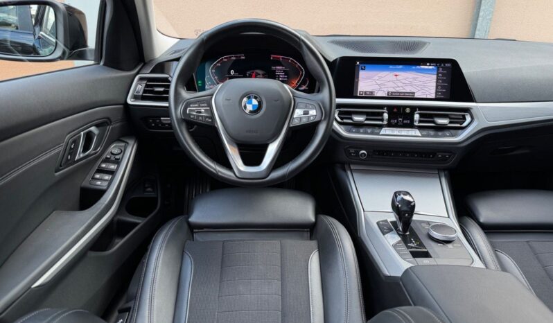 
								BMW serija 3 Touring 318d Sport *JAMSTVO 12 Mjeseci* CIJENA S PDV! full									