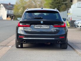 BMW serija 3 Touring 318d Sport *JAMSTVO 12 Mjeseci* CIJENA S PDV!