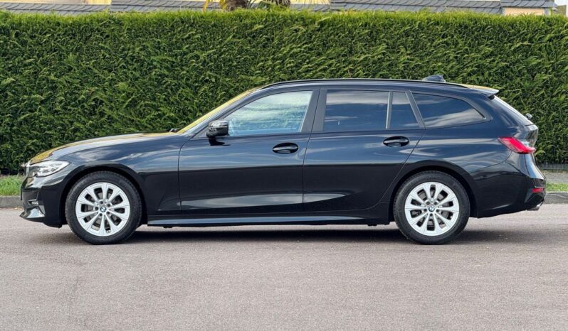 
								BMW serija 3 Touring 318d Sport *JAMSTVO 12 Mjeseci* CIJENA S PDV! full									