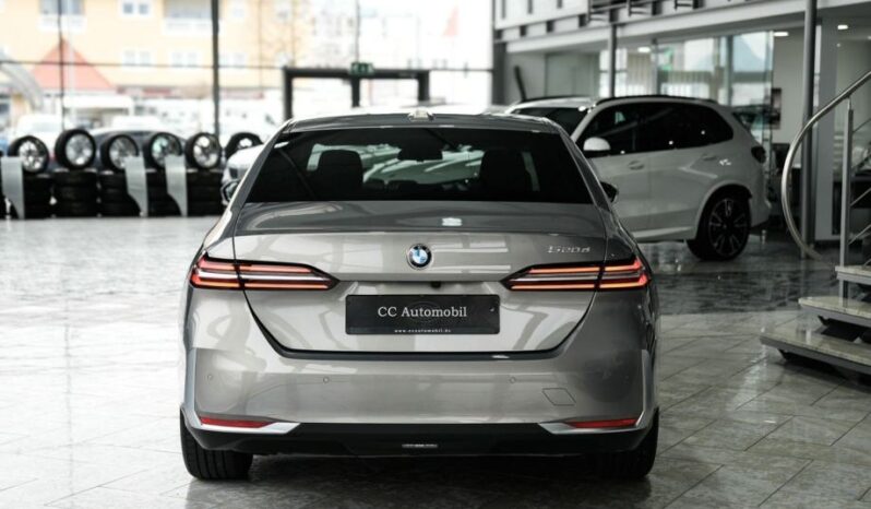 
								BMW serija 5 520d *JAMSTVO 12 Mjeseci* CIJENA S PDV! full									