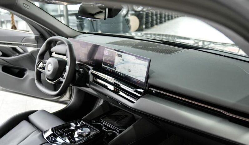 
								BMW serija 5 520d *JAMSTVO 12 Mjeseci* CIJENA S PDV! full									