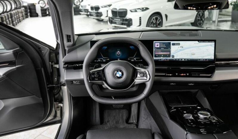 
								BMW serija 5 520d *JAMSTVO 12 Mjeseci* CIJENA S PDV! full									