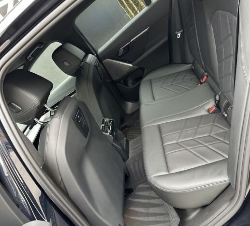 
								BMW serija 5 520d MSPORT *JAMSTVO 24 Mjeseca* CIJENA S PDV! full									