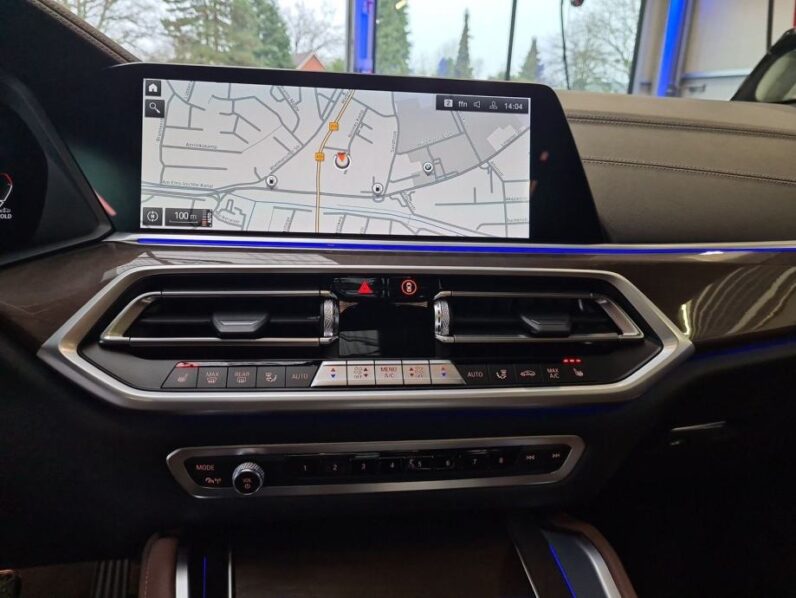 
								BMW X6 xDrive30d *JAMSTVO 24 Mjeseca* CIJENA S PDV!! full									
