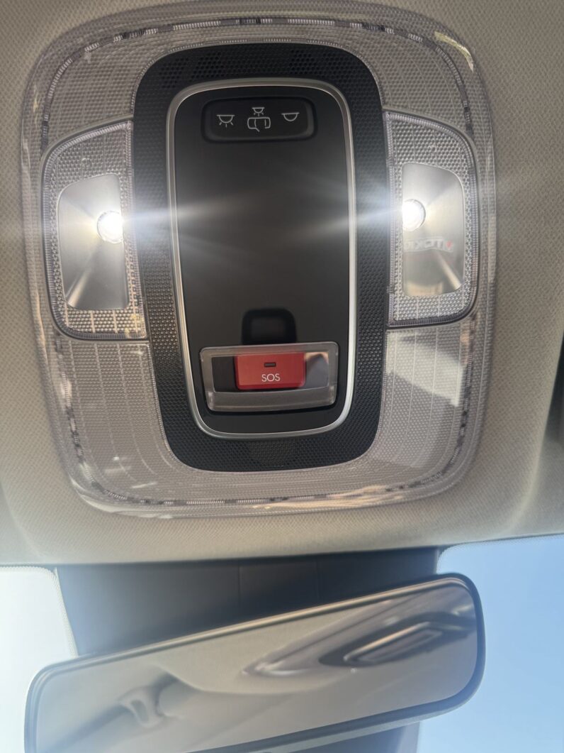 
								Hyundai Kona 1,0 T-GDI *JAMSTVO 5 GOD* full									